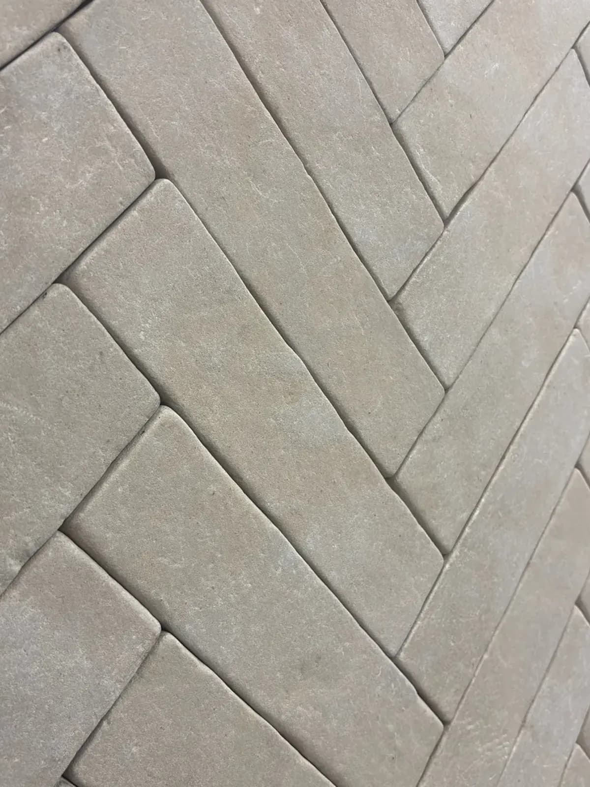 Atlas Beige Vieilli — Atlas Beige with Vieilli finish, Moroccan natural stone texture