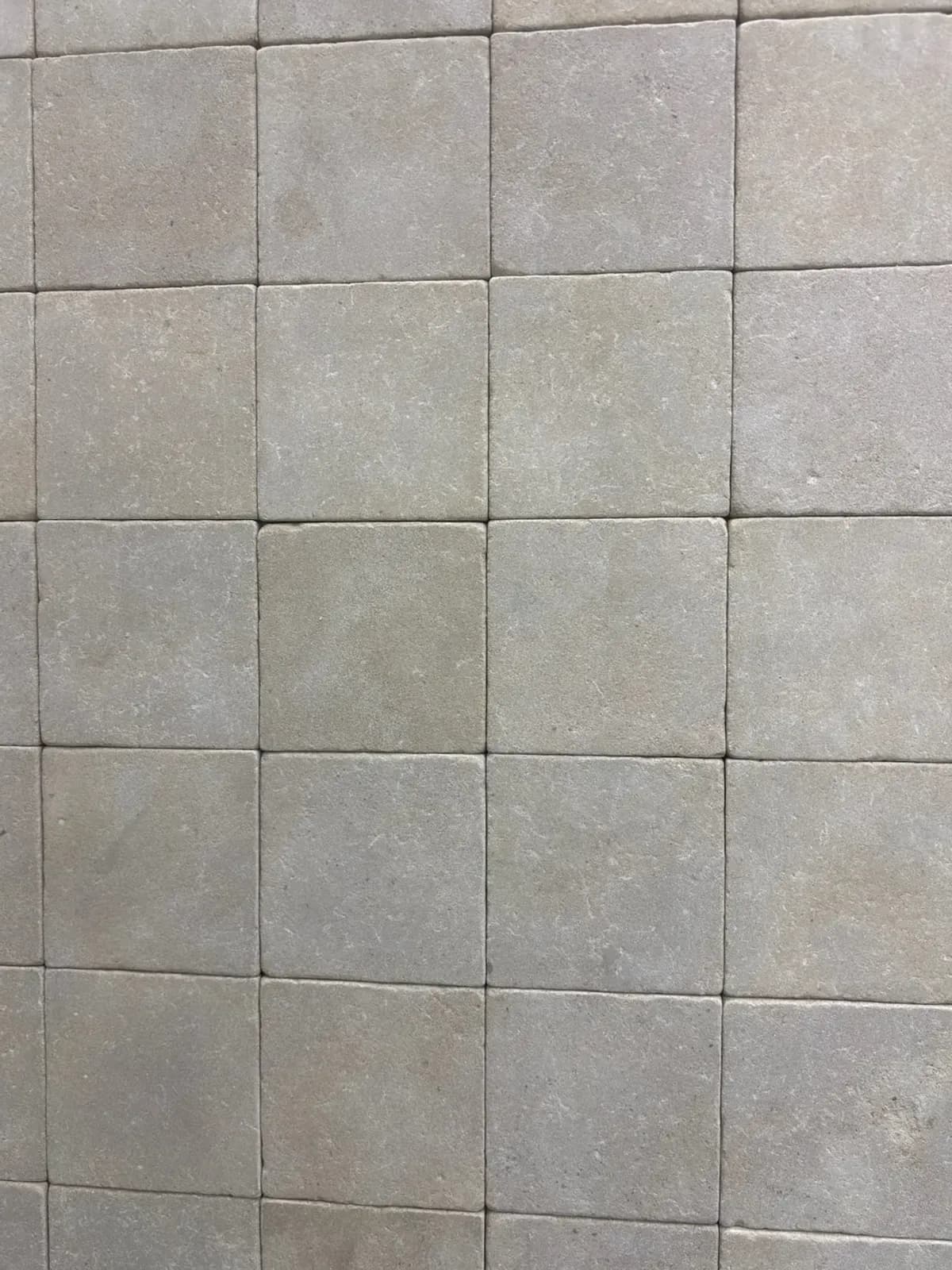 Atlas Beige Vieilli — in context