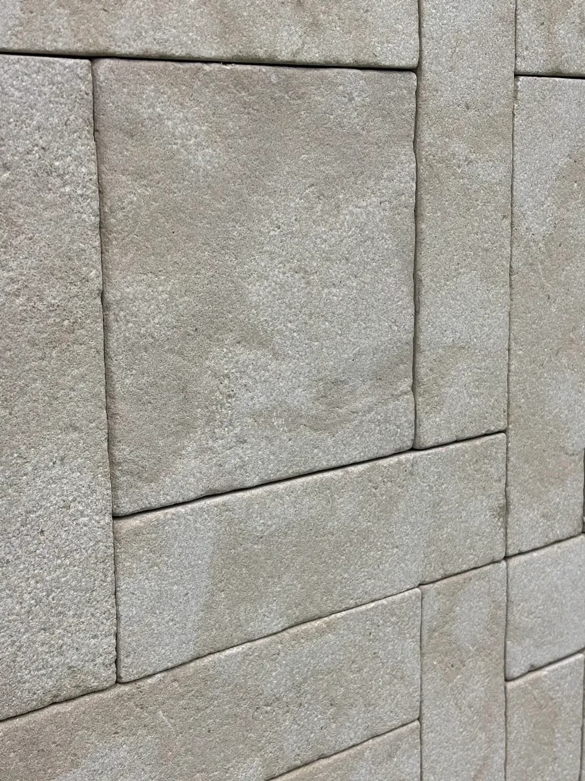 Atlas Beige Château Vieilli — Atlas Beige with Château Vieilli finish, Moroccan natural stone texture