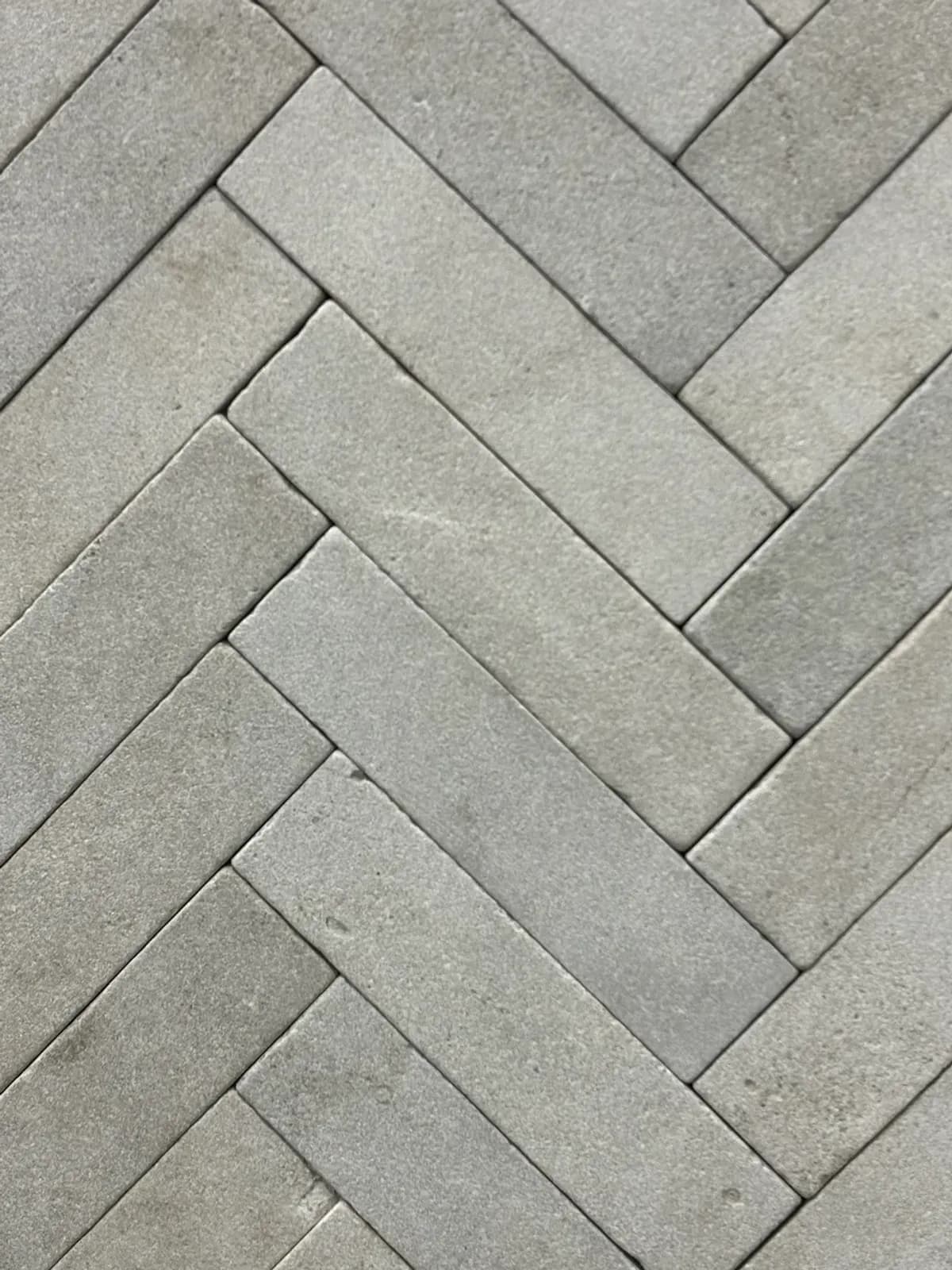 Atlas Gris Vieilli — Atlas Gris with Vieilli finish, Moroccan natural stone texture