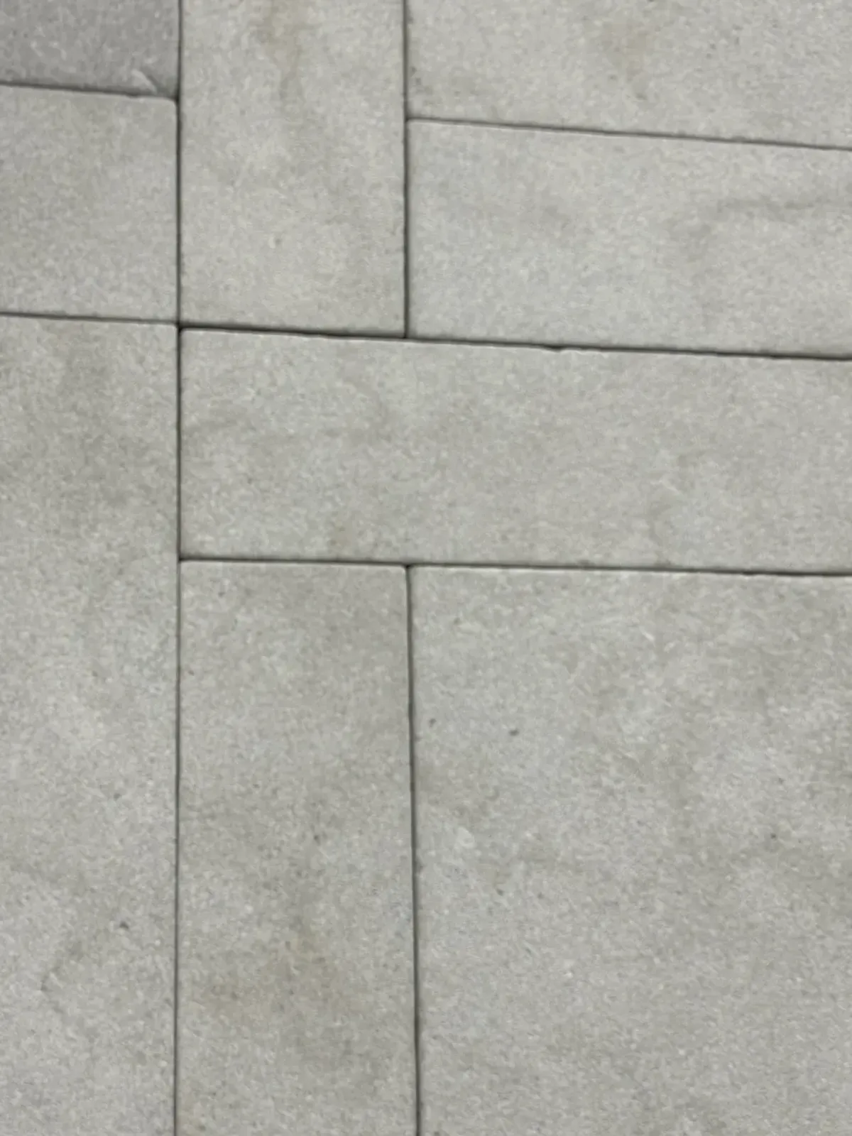 Atlas Gris Château Vieilli — Atlas Gris with Château Vieilli finish, Moroccan natural stone texture