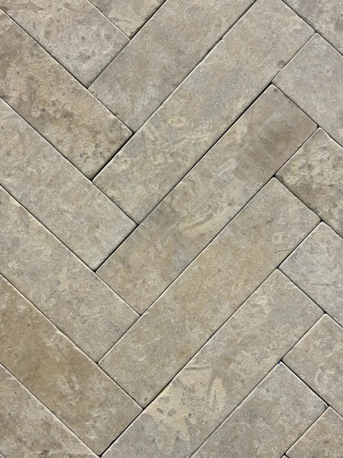 Solara Vieilli — Solara with Vieilli finish, Moroccan natural stone texture